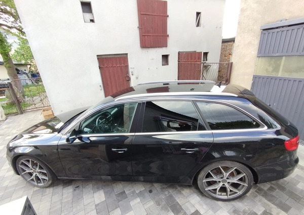 Audi A4 cena 24700 przebieg: 209000, rok produkcji 2013 z Opole Lubelskie małe 781